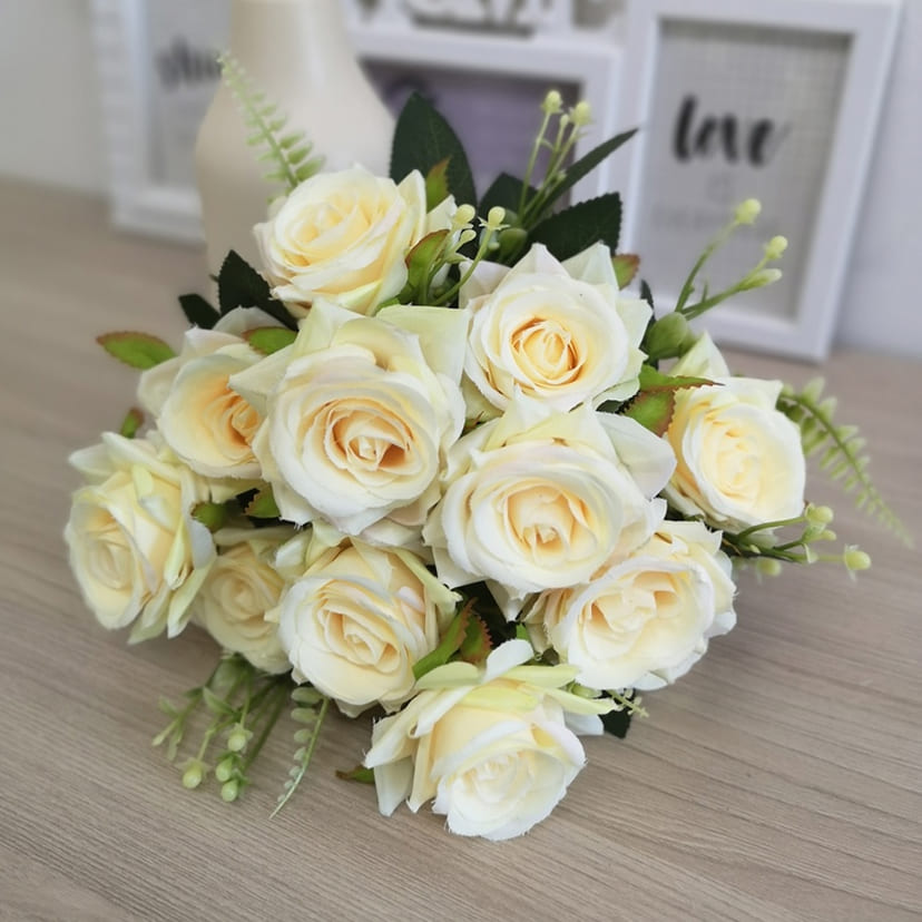 Искусственные цветы в Улан‑Удэ | Цветы искусственные «Розы острые», молочно-персиковые, букет