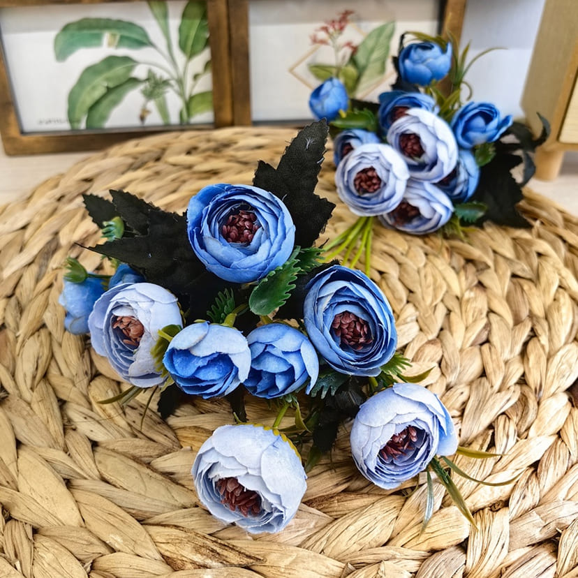 Искусственные цветы в Улан‑Удэ | Цветы искусственные «Камелии», голубые, букет