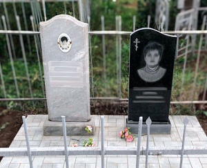 Что выбрать: памятник из гранита или мрамора?